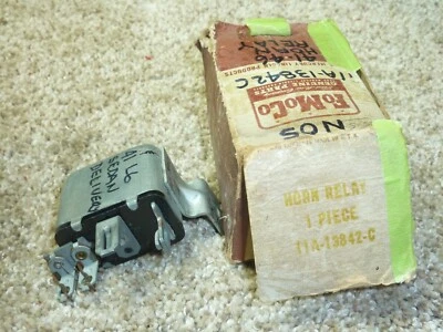 NOS Ford Horn Relay ORIGINAL FoMoCo 1941 1946 6 Volt OEM Sedan Delivery - Image 1 of 3