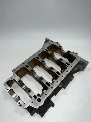✅12-18 BMW 228I 328I 428I 528I N20 BLOQUE MOTOR INFERIOR CIGÜEÑAL CARCASA OEM Foto 1 de 4