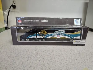Jacksonville Jaguars NFL Transport Series trattore pressofuso con rimorchio nuovissimo - Foto 1 di 5