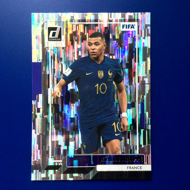 Mbappé Base Legend Figurinha Copa 2022