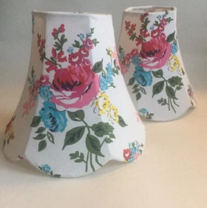 Pair small floral scalloped bell shape fabric Cottagecore lampshades 15/17/8 cm - Picture 1 of 4