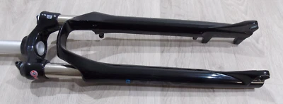 Suntour Nrx-D rl Air Trekking Suspension Black Shiny 2 15/32in Remote Lockout - Image 1 of 4