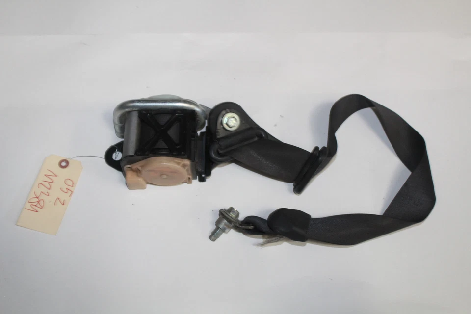 Nissan 350Z 2005 cupé conductor lado izquierdo cinturón de seguridad M2384 Foto 1 de 4