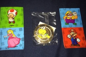 Moneda Wonder Ball Super Mario Koopa Troopa y 2 pegatinas -Sin abrir - Nintendo rara - Imagen 1 de 7