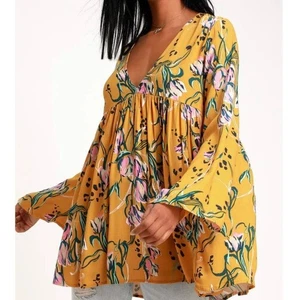 FREE PEOPLE Bella Golden Yellow Floral Tunic Medium Boho NWT - Picture 1 of 2