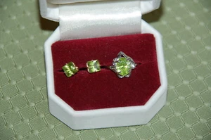 Sterling Silver 925 August Peridot Cocktail Ring Size 6 with BONUS Earrings - Picture 1 of 7