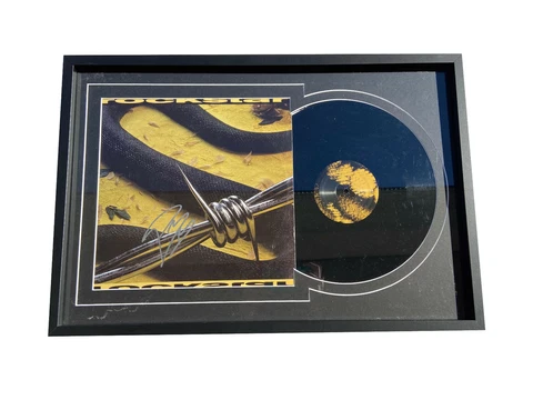 POST MALONE SIGNED FRAMED ROCKSTAR VINYL LP AUTO BAS BECKETT Cover