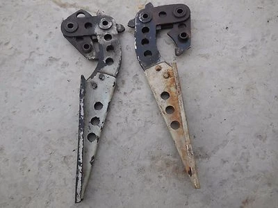 Петли крышки заднего двигателя Porsche 356 - Изображение 1 из 4