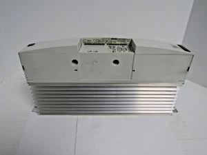 Lenze EMB9352-E BREMSSCHOPPERMODUL - Bild 1 von 6