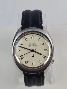 Orologio Uomo Vintage Bulova Accutron Acciaio Inox 2180 Quadrante Bianco Funzionante Ottimo - Foto 1 di 20