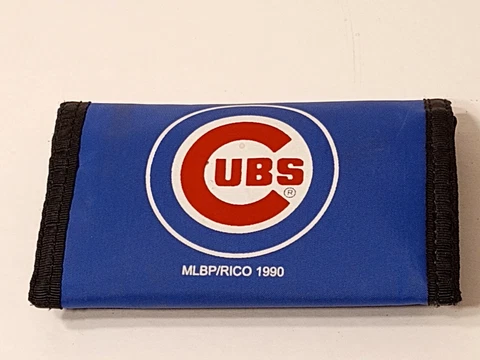 NEW WITH TAGS CHICAGO CUBS MLB TRI-FOLD NYLON WALLET BY RICO INDUSTRIES 1990 Cover