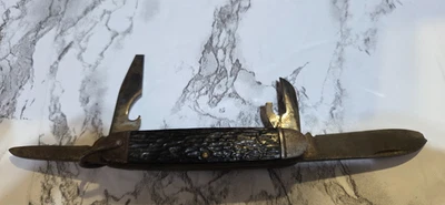 Vintage Camillus 4 Blade Camp / Utility / Scout Pocket Knife - Image 1 of 4