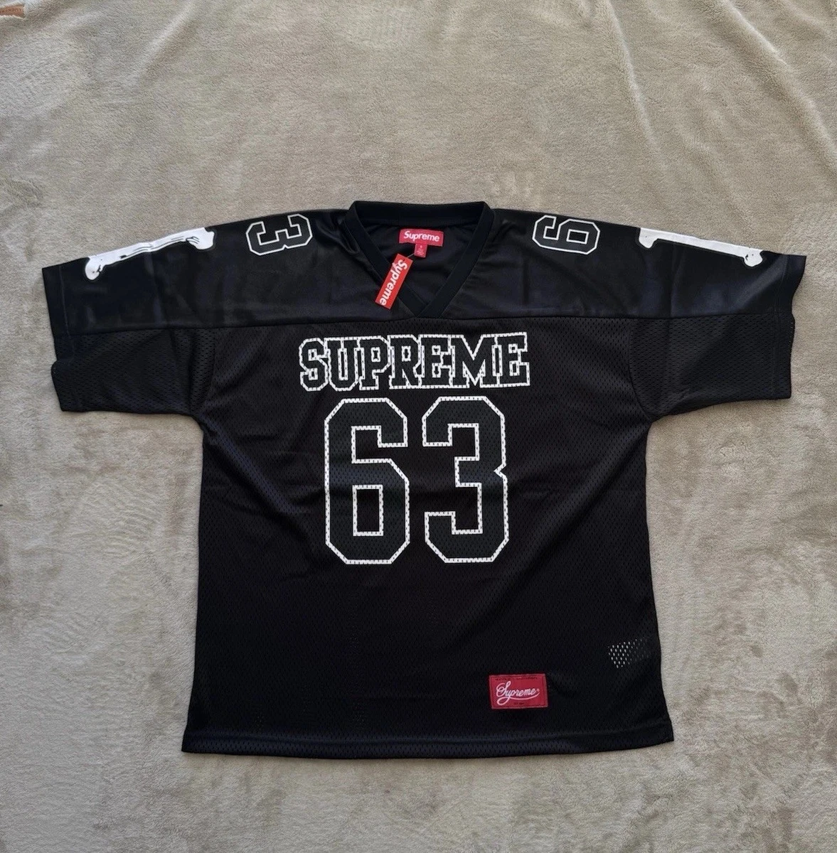 Preços baixos em Camisas masculinas de futebol ativo Supreme | eBay