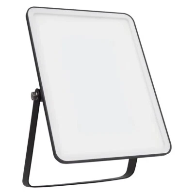 LEDVANCE Leistungsstarker LED Fassadenstrahler Floodlight Essential 50W 3000K - Bild 1 von 4