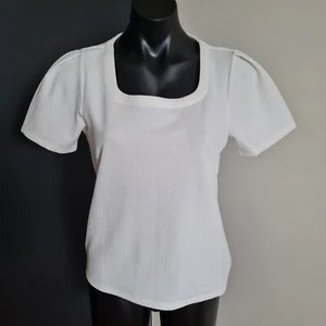 Women's size M 'MARCS' Gorgeous white textured structured sleeve top - EUC - Picture 1 of 7