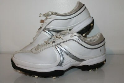 Zapatos de golf Nike Brassie III, #335946-101, blancos/plateados, cuero, para mujer EE. UU. 7,5 Foto 1 de 4