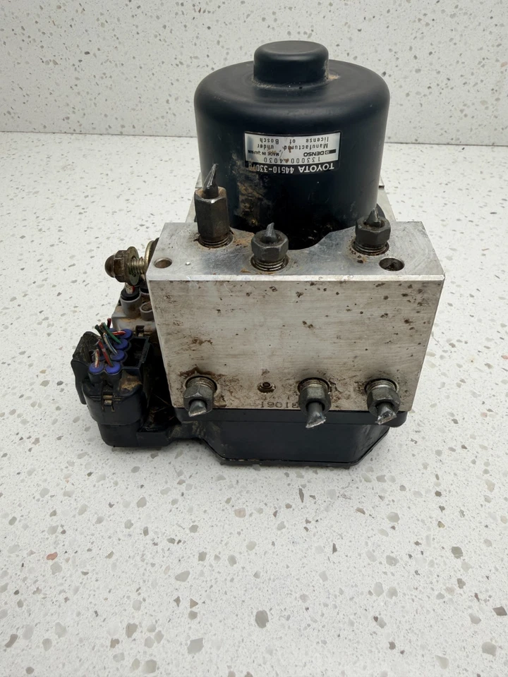 Actuador y modulador de bomba de freno antibloqueo Toyota Camry 1997-2001 44510-33070 ABS Foto 1 de 4