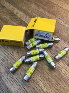 10 New Bussmann LP-CC--17 1/2 Class CC 17 1/2 Amp Fuses 600 LOW-PEAK LOOK NIB - Picture 1 of 1