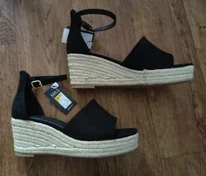M&S WIDE Fit Ankle Strap Wedge Sandals UK 6.5 - Picture 1 of 6