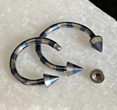 1pc Striped Spiked Steel Circular Barbell Horseshoe Septum, Eyebrow, Nipple Ring - Image 1 of 4