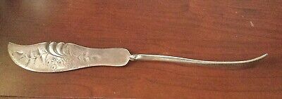 E. D. Vosbury & Co.3 Silver Plated?  Cheese Spreader, Pate Knife WOrnate Design  • 7.66$