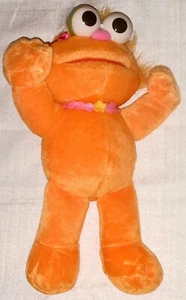 ZOE Fisher Price Mattel Sesame Street Plush 11" Stuffed Orange Toy Doll VTG 2001 - Picture 1 of 8