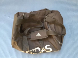 kleine Sporttasche von Adidas - Bild 1 von 2