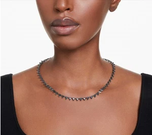 Swarovski Matrix Triangle Cut Necklace Brand New Genuine💕❤️ - Picture 1 of 13