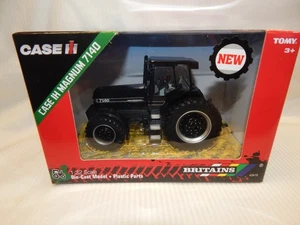 BRITAINS CASE IH MAGNUM 7140 TRACTOR BLACK 43416 BNIB 1:32 - Picture 1 of 3