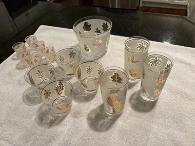 14 Piece Vintage Libbey Glass Gold Leaf Foliage Set-ice bucket & glasses - Image 1 of 4