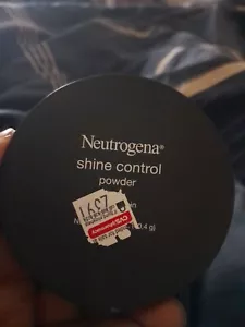 Neutrogena Shine Control Powder 0.37 Ounce - Picture 1 of 2
