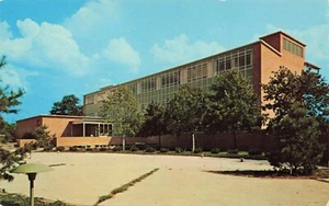 Centro de Arte Kresge, Universidad Estatal de Michigan, East Lansing, PC de colección - Imagen 1 de 2