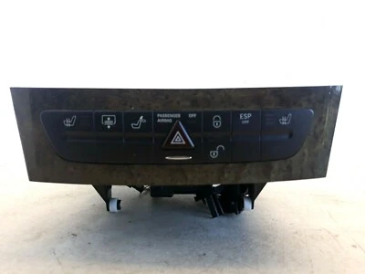2003-2005 Mercedes Benz E320 E55 E500 Cd CHANGER W/ Seat Heater Controls W211 - Image 1 of 4