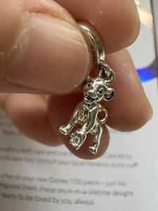 Authentic new PANDORA Disney 100th Anniversary Simba Dangle Charm with certifica - Picture 1 of 6