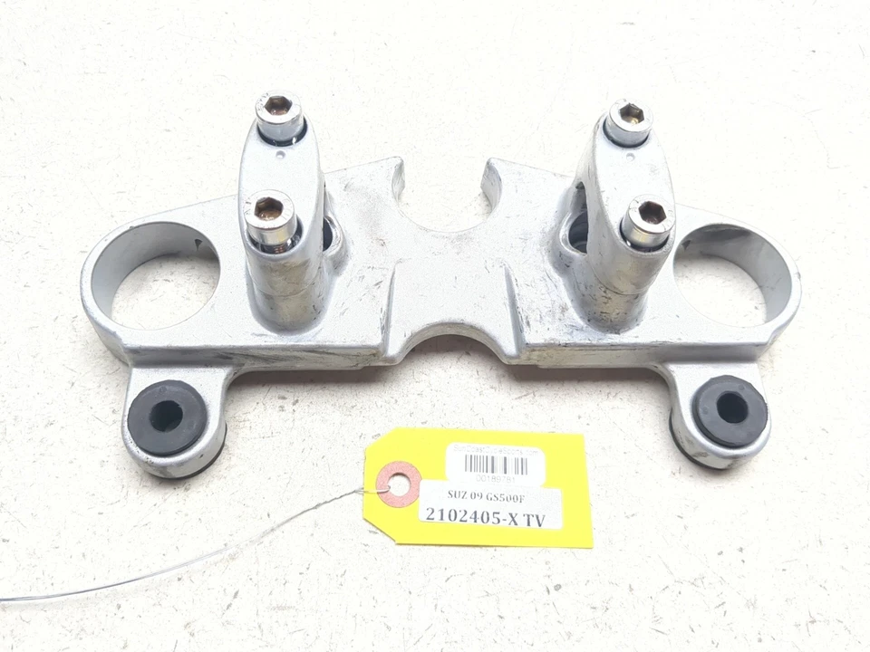 04-09 Abrazadera de horquilla triple superior superior para manillar Suzuki GS500F Foto 1 de 4