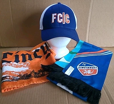 Gorra de béisbol FC Cincinnati New Era 39Thirty L/XL, bufanda Heineken, toalla de rally Foto 1 de 4