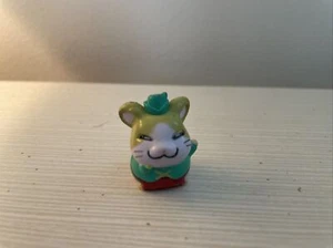 Tottoko Hamtaro Figur Howdy als Robin Hood Cosplay Kostüm grün Waldland Schinken Ha - Bild 1 von 5