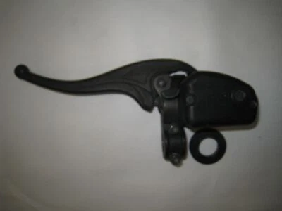 04 POLARIS MAGNUM 330 4 X 4 ЛЕВЫЙ ГЛАВНЫЙ ТОРМОЗ ЦИЛИНДР РЫЧАГ  - Изображение 1 из 4