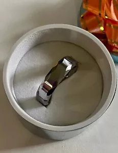 step-cut hex and cut edge 5mm Tungsten Band - Picture 1 of 3