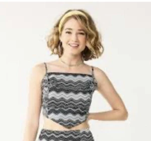 Juniors' SO® Cropped Print Handkerchief Tank - Picture 1 of 3
