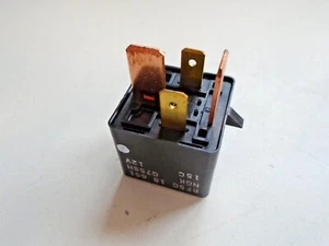 Genuine Mazda Glow Plug Relay RF5C-18-651 fits Mazda 6 GG 2002-2007 - Picture 1 of 4