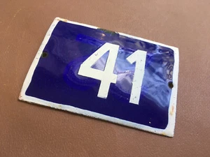 ANTIQUE VINTAGE ENAMEL SIGN HOUSE NUMBER 41 BLUE DOOR GATE STREET SIGN 1950's - Foto 1 di 5