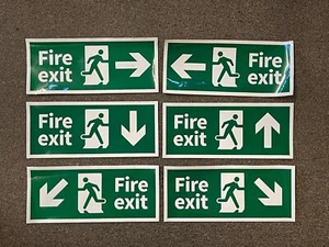 Adesivo autoadesivo uscita fuoco direzionale verde eccedenza esercito britannico 28 x 12 cm - Foto 1 di 13