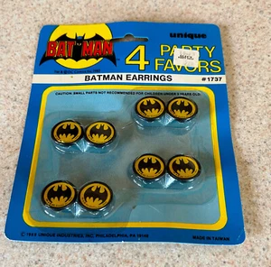 BATMAN PARTY FAVORS EARRINGS (Unique Toys 1982) -- Sealed Vintage - Picture 1 of 2