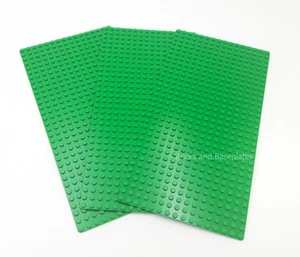 LEGO 3 x Piastre di Base VERDE (Base per Tavola Piastra) 16x32 Pin (12,8 cm x 25,6 cm x 0,3 cm) - Foto 1 di 3