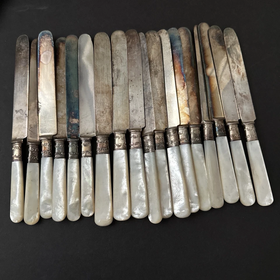 Lote de 18 Cuchillos Madreperla Landers Frary & Clark Banda Esterlina De Colección Foto 1 de 4