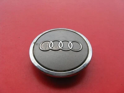 AUDI A4 A6 A5 A7 A8 R8 TAMPA DO CUBO DO ARO DA RODA TAMPA CENTRAL PLUGUE USADO FABRICANTE DE EQUIPAMENTO ORIGINAL 12452 - Imagem 1 de 3