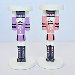 Party Light Just Desserts Weihnachten Nussknacker Teelicht Set Rosa & Lila 5" Neu im Karton - Bild 1 von 9