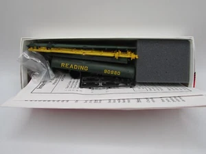 HO Scale InterMountain (3) 10,000 Gallon Tank Car Kits READING Lot#4817 - Picture 1 of 6