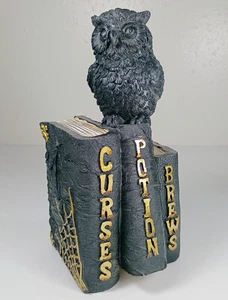Curses, Potions and Brews with Owl on Books Gothic Bookend. - Picture 1 of 7